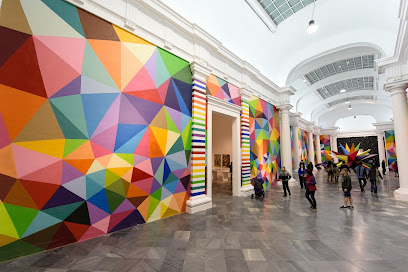 17. Cultural Center (مرکز فرهنگی)